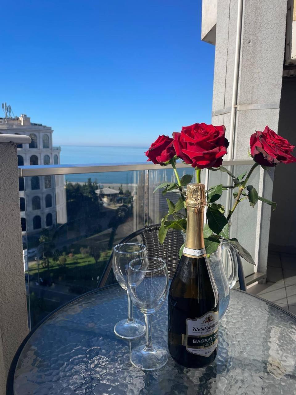 Sea View Rock Hotel Батумі Екстер'єр фото