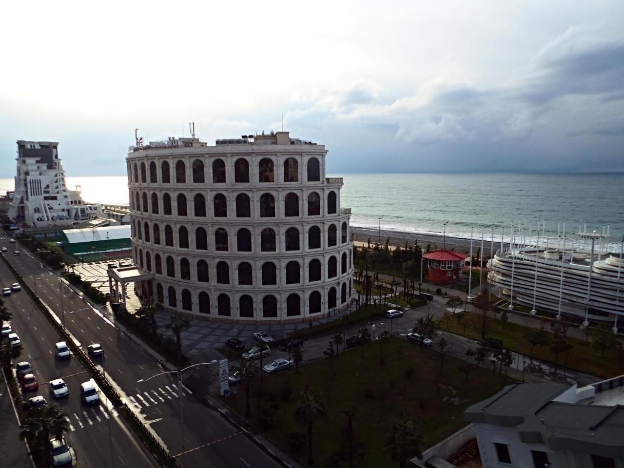 Sea View Rock Hotel Батумі Екстер'єр фото